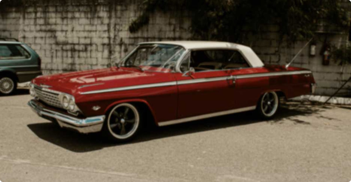 Black-and-White Seashore Picture