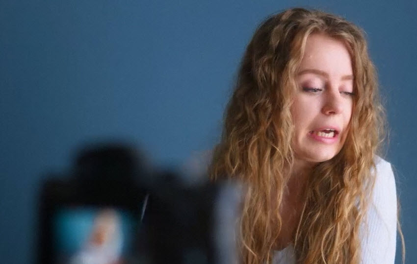 Capcut upscaling noisey video