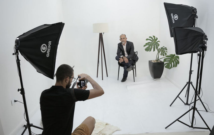 Shoot Clean Studio Portrait